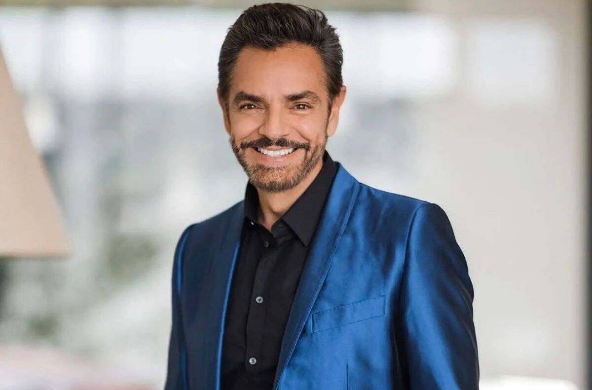 Eugenio Derbez recibe ayuda y apoyo de su "hija" favorita durante sus fisioterapias