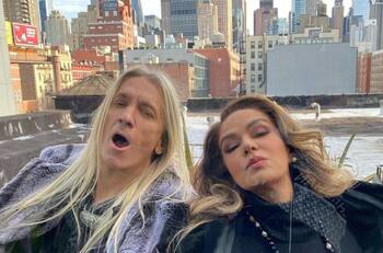 Javier Ceriani y Elisa Beristain dan positivo a covid-19 durante su viaje a Nueva York