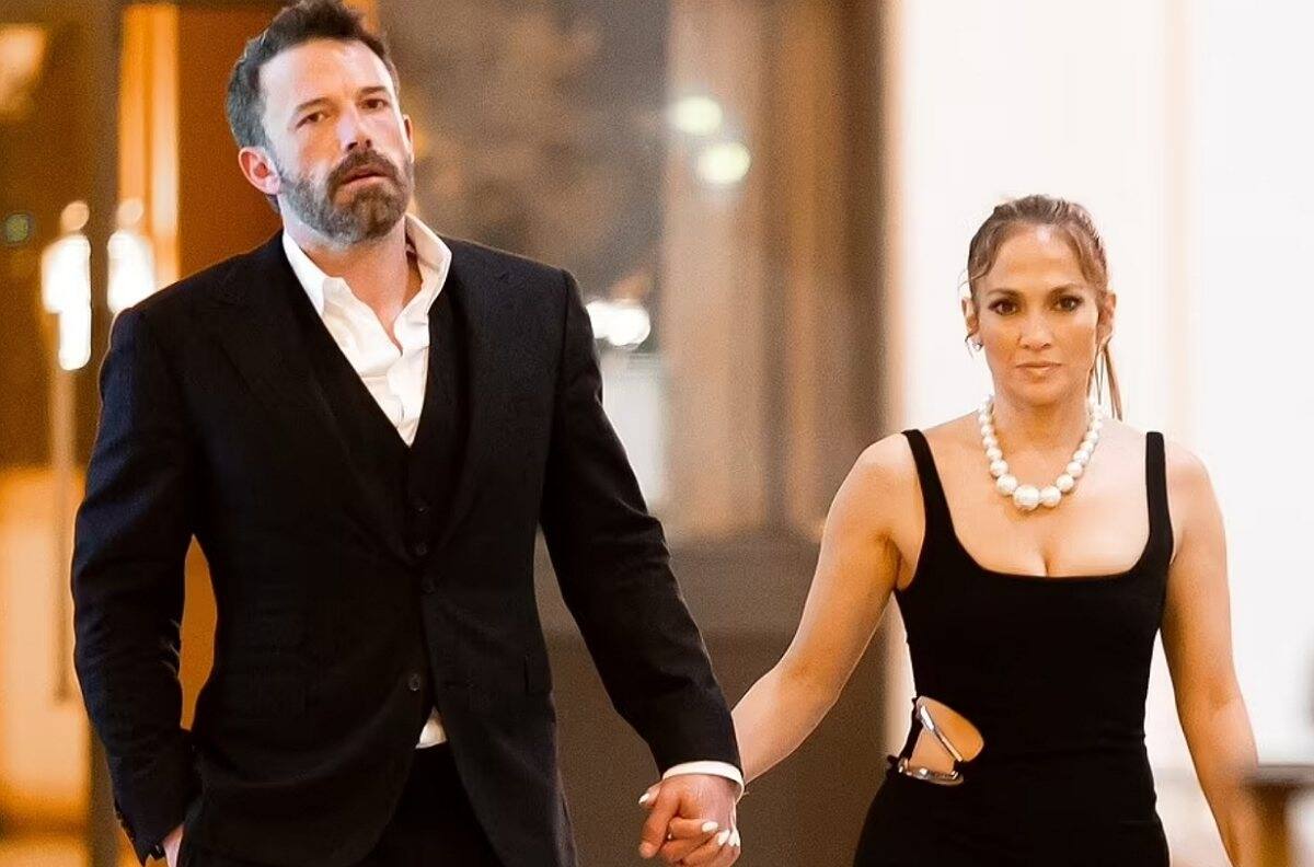Ben Affleck se conmueve hasta las lágrimas en cena de cumpleaños de Jennifer Lopez