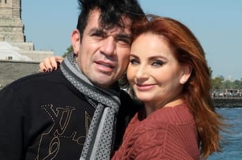 Elizabeth Álvarez y Jorge Salinas celebran a lo grande sus bodas de acero, ¡desde Nueva York!