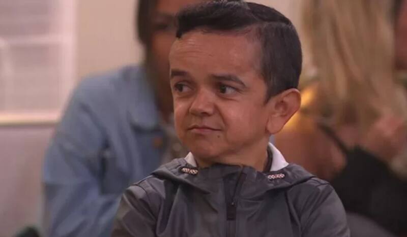 se fue de vacaciones sin la esposa.