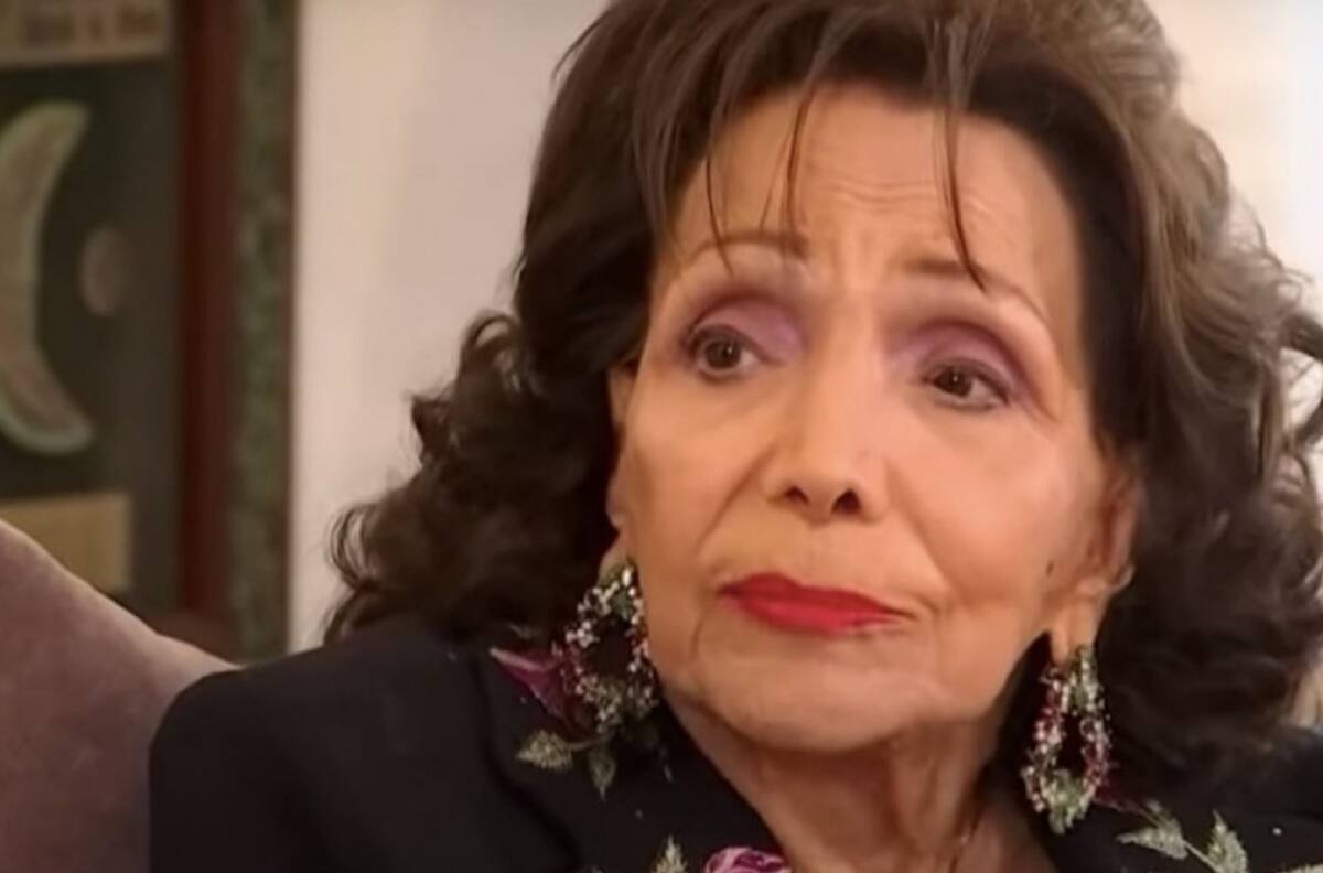 María Victoria sufre aparatosa caída que le imposibilita caminar sola
