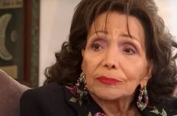 María Victoria sufre aparatosa caída que le imposibilita caminar sola