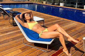 La rutina de ejercicios de Eva Longoria para lucir una figura tonificada después de los 40