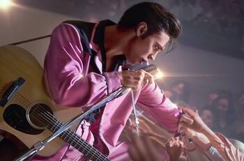 Baz Luhrmann dice que los fans "van a amar o van a odiar" su película sobre Elvis Presley