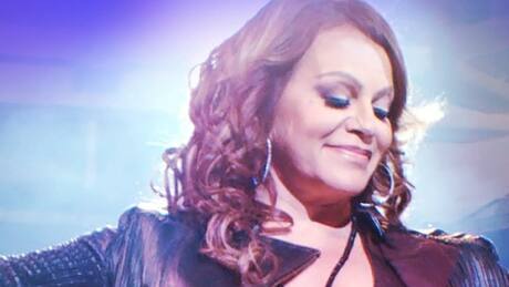 Beto Cuevas impacta al revelar que iba a viajar en el mismo avión en el que Jenni Rivera murió