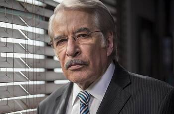 Juan Ferrara se siente muy triste por la partida de su amigo: "Enrique Rocha era un sabio para la vida, siempre recurría a él cuando estaba desesperado"