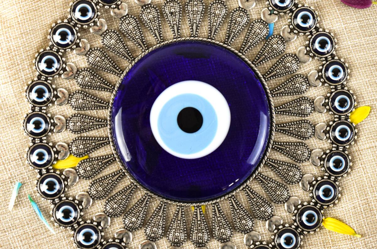 Ojo Turco: ¿Qué es este amuleto y para qué sirven sus diferentes colores?