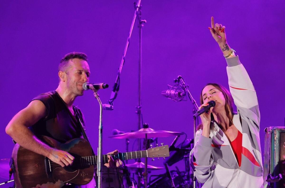 "Esperamos 24 años por este momento": Coldplay interpretó clásico de Spice Girls junto a Mel C