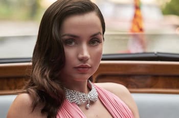 Ana de Armas: en la nieve y con su novio, así vive la actriz los últimos días de 2022