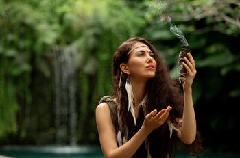 ¿Qué signos zodiacales creen más en el karma según la Astrología?