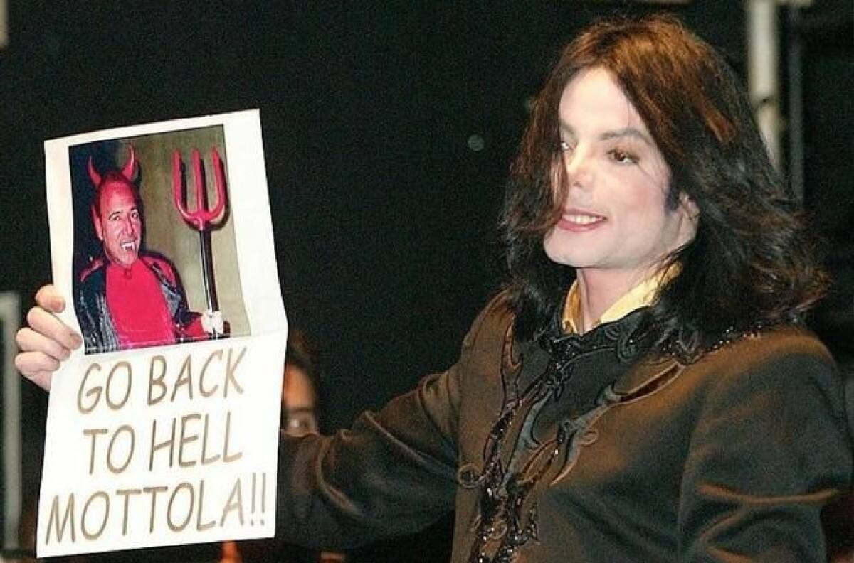 Michael Jackson y la teoría de que Tommy Mottola, esposo de Thalía, tuvo que ver con su muerte