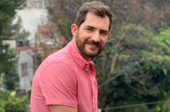 Manuel Balbi habla del éxito de "Torch Song", una obra que apuesta por el amor y la aceptación