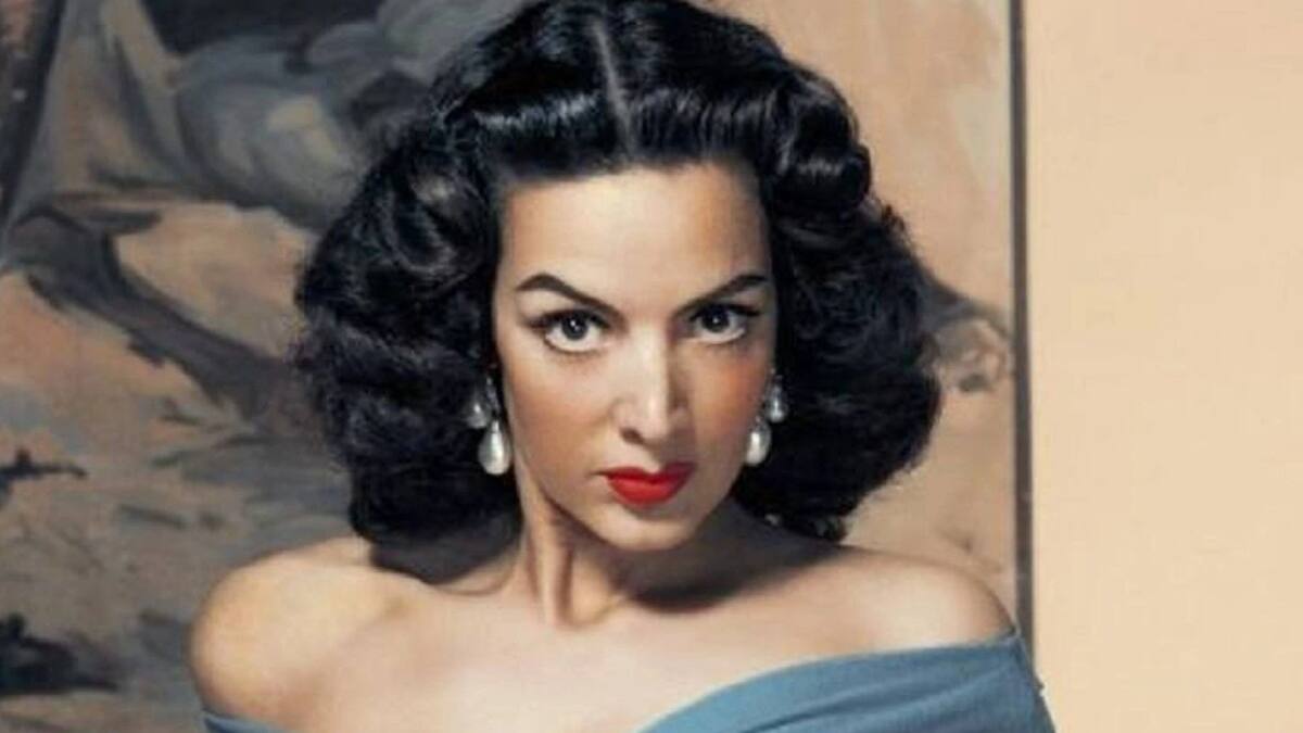 María Félix: Su secreto de maquillaje para que se le vean los ojos más grandes