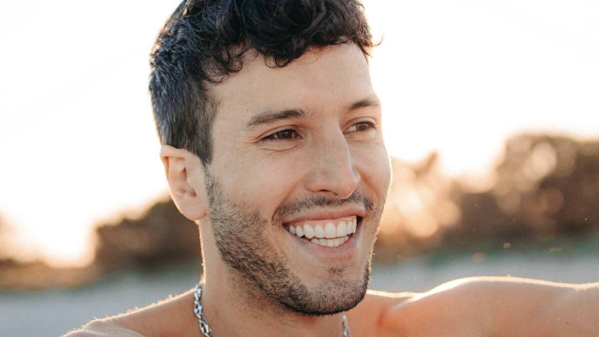 Así suena “Una noche sin pensar”, el nuevo sencillo de Sebastián Yatra