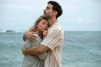 Ludwika Paleta y Osvaldo Benavides comparten tierna foto de su ¿noche de bodas?