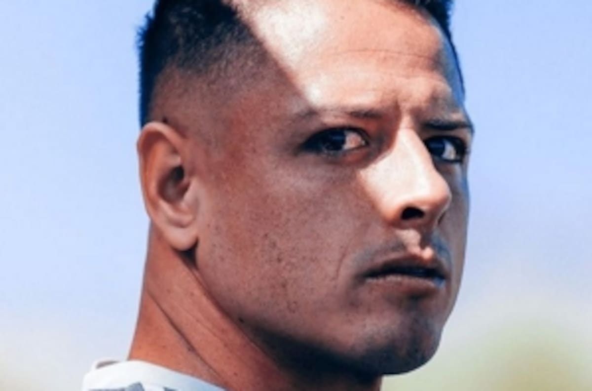 "Padre ausente", así califican al futbolista Javier "Chicharito" Hernández