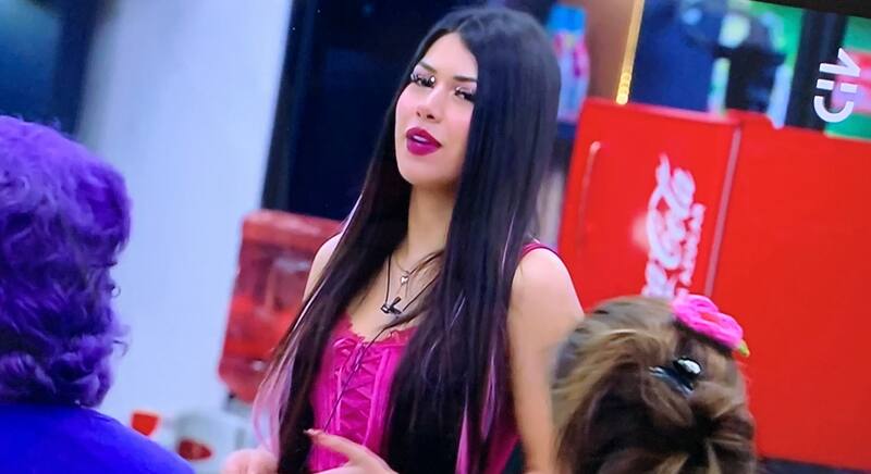 Scarlette Antonia Gález en "Gran Hermano" Chile. Foto: CHV.