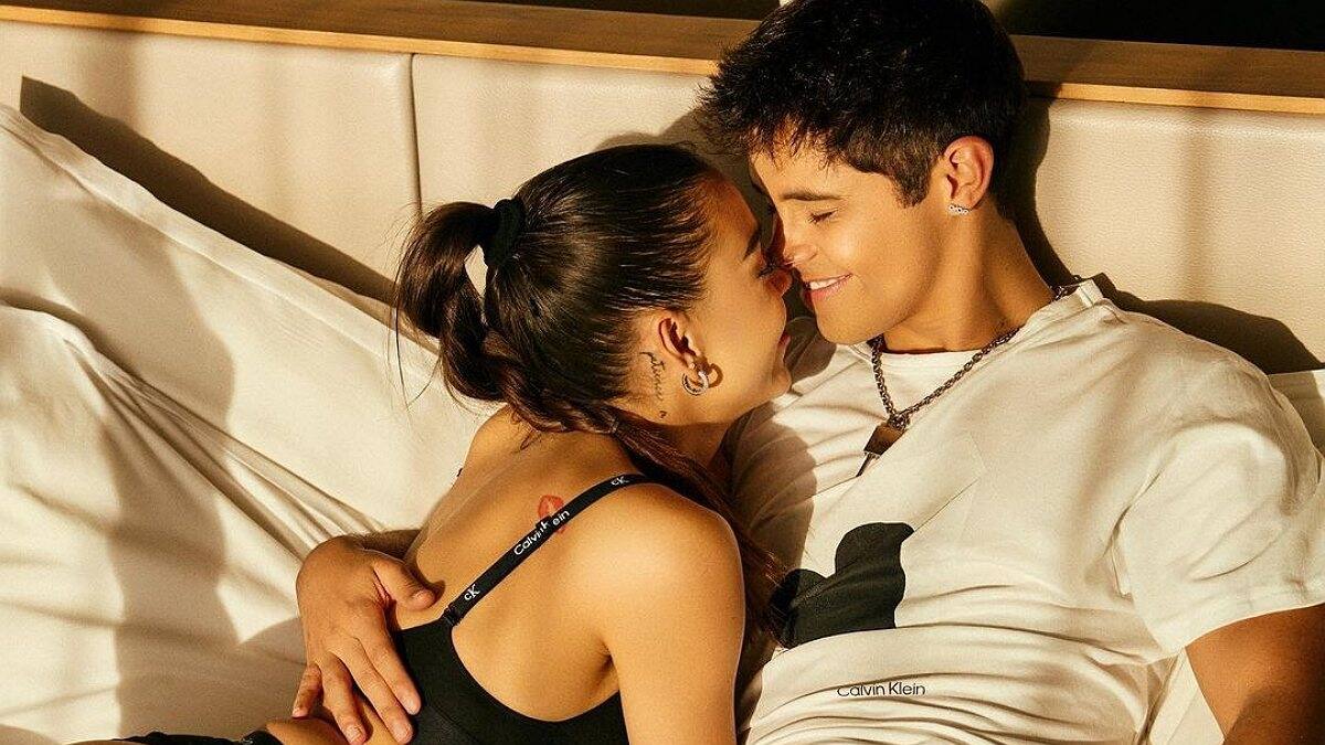 Danna Paola y Alex Hoyer derrochan amor en sesión de fotos en ropa interior