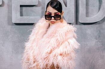 Danna Paola estuvo como invitada de Fendi en la Semana de la Moda de Milán