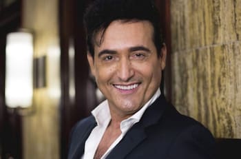 Muere Carlos Marín, integrante de Il Divo, víctima de covid-19; tenía 53 años