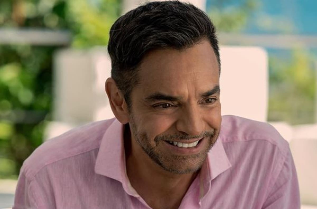 Eugenio Derbez llega a Apple TV+ con "Acapulco"; checa aquí el tráiler