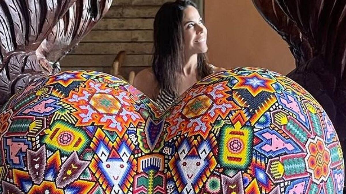 Paola Rojas saca sus mejores pasos de baile con Mane de la Parra