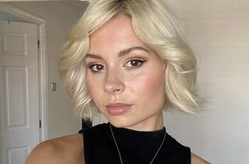 Con homenaje a ABBA, Nina Nesbitt, ex de Ed Sheeran, publica el sencillo “Summer Fling”