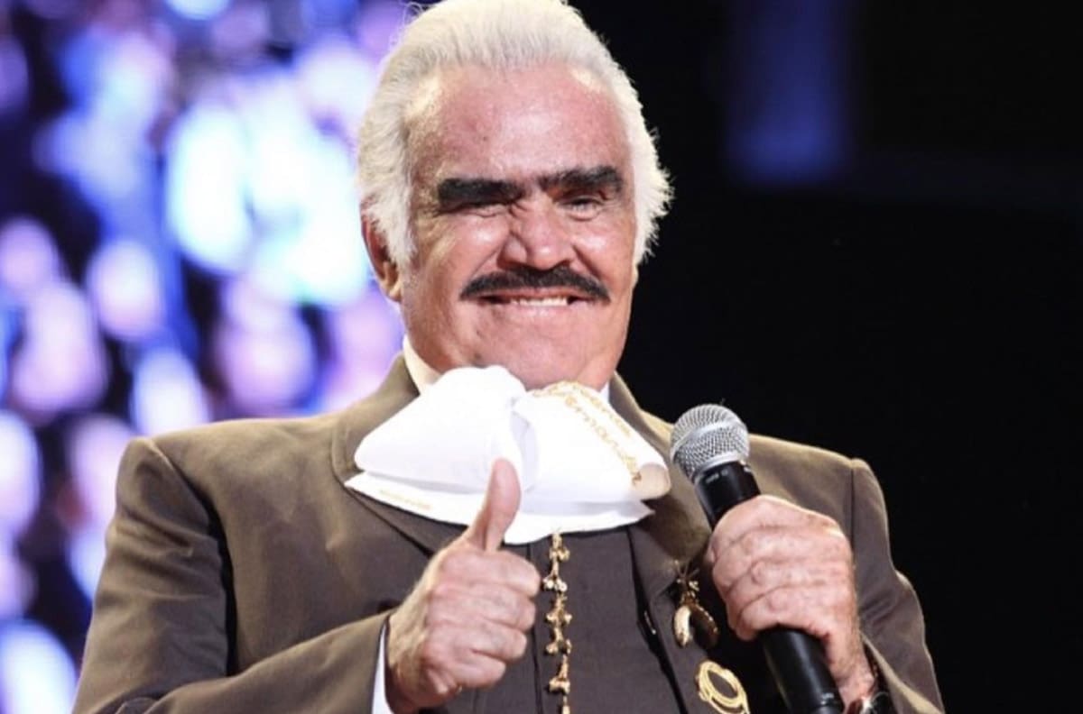 Doctor de Vicente Fernández confirma que su estado de salud es grave