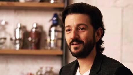 Diego Luna cumple 43 años en la antesala de su primera nominación al Globo de Oro