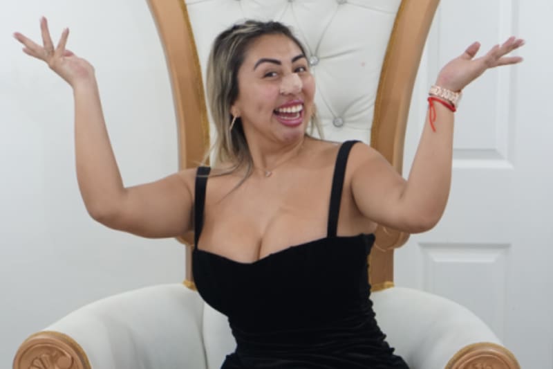 Naya Fácil es dueña de múltiples propiedades.