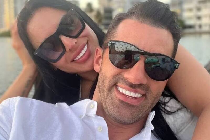 Evelyn Beltrán sorprende a Alaïa y Toni Costa con un picnic en la playa