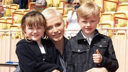 Príncipes Gabriella y Jacques de Mónaco derrochan estilo en torneo de tenis de Montecarlo