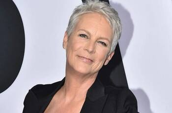 Jamie Lee Curtis celebra su primera nominación a los premios Oscar de manera muy emotiva