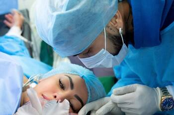 ¡Ya nació! Yailin La Más Viral dio a luz a su hija Cattleya de la mano de Anuel AA