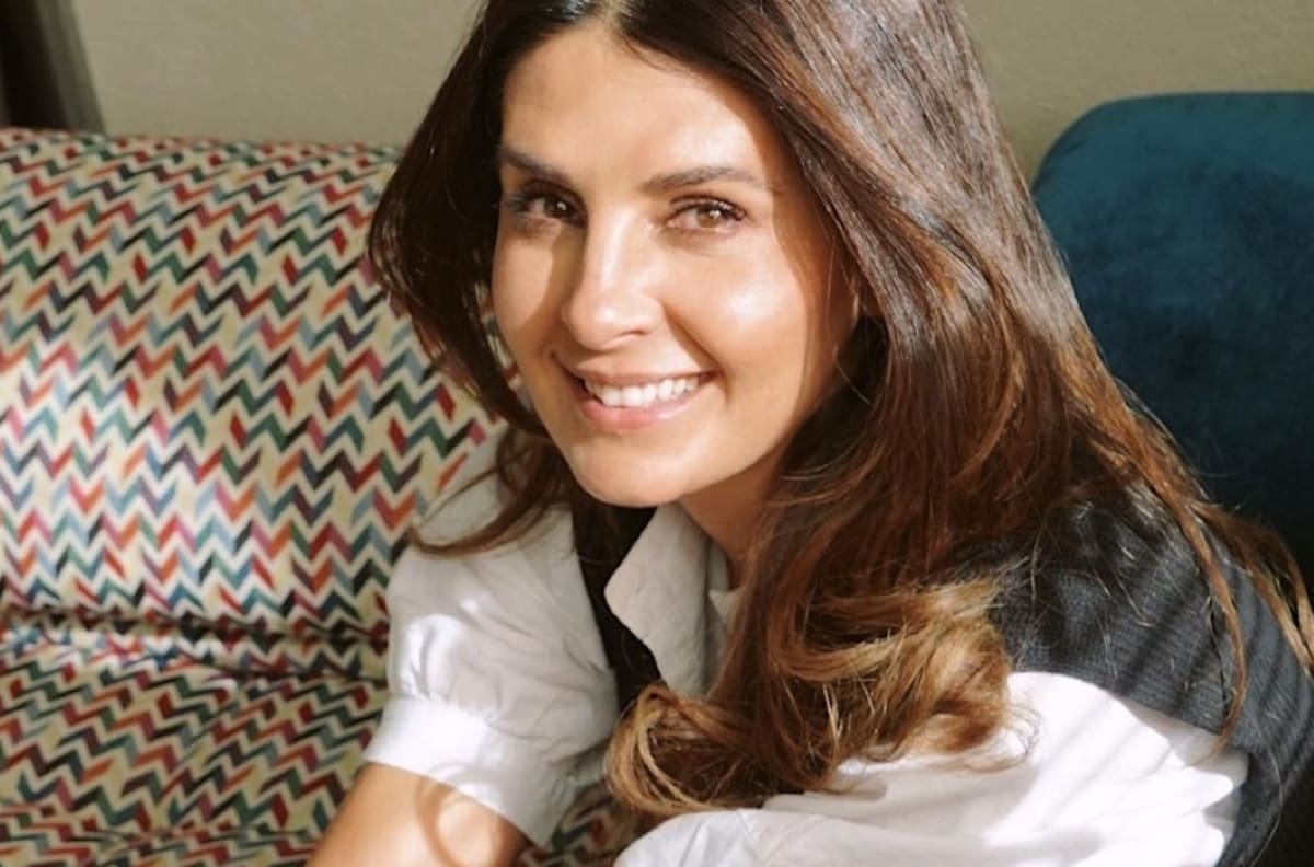 A sus 51 años Mayrín Villanueva se deja ver sin una sola gota de maquillaje y luce espectacular