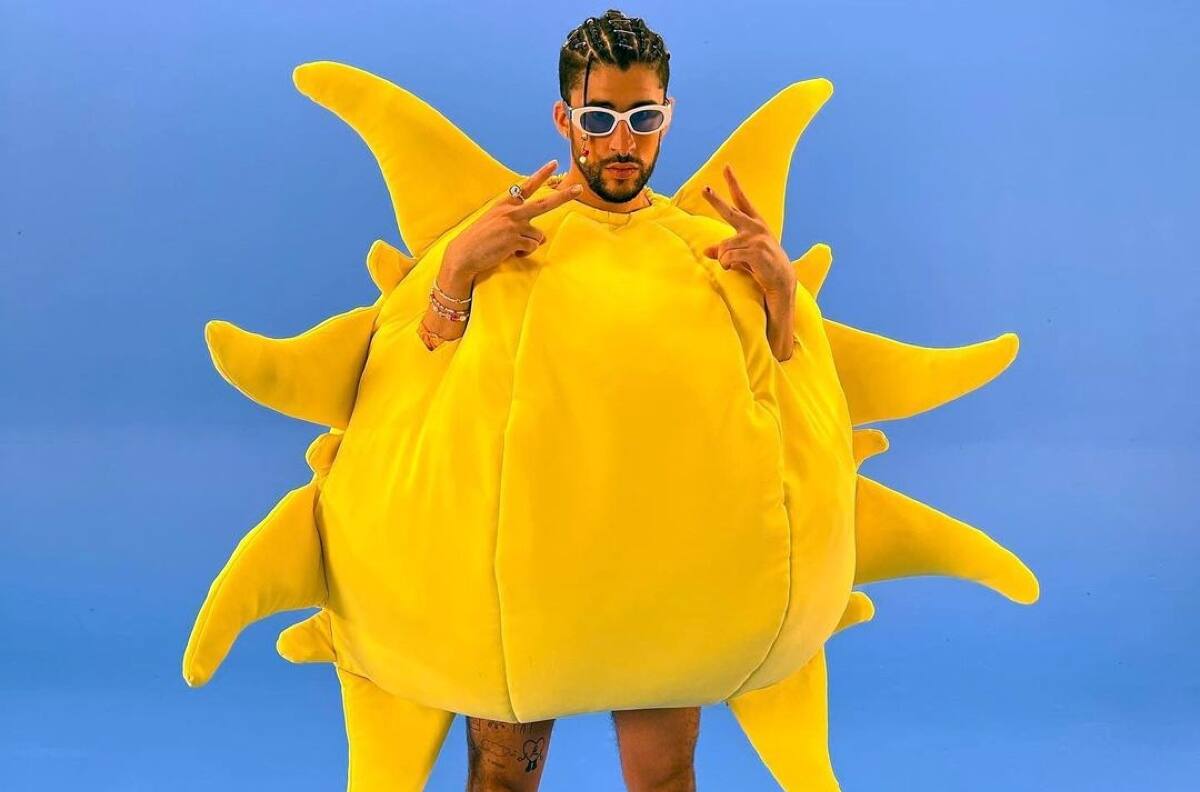 Bad Bunny aún es trending en Twitter: transmitieron su show en vivo, voló en palmera y besó bandera