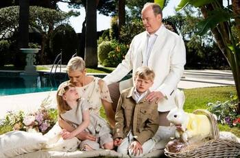 La princesa Charlene y el príncipe Alberto protagonizan romántico momento en su viaje a Noruega