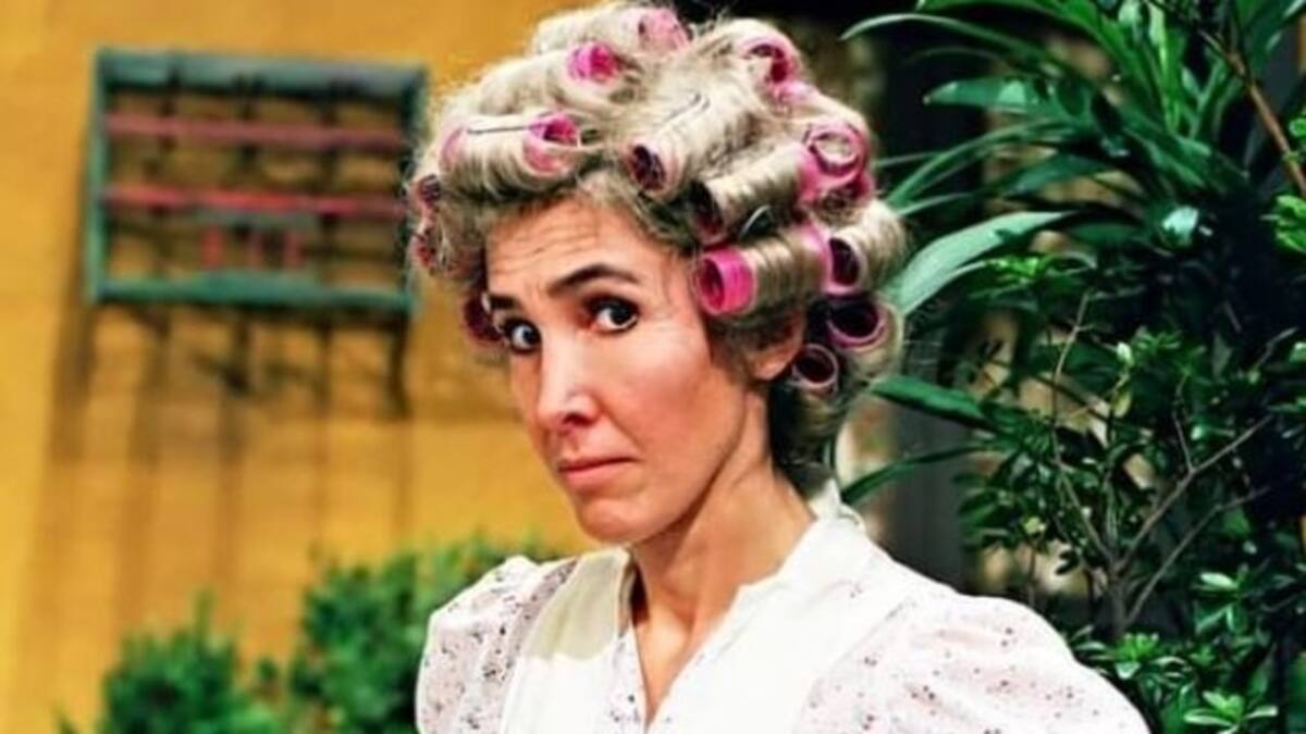 "Doña Florinda" deslumbra con su belleza y elegante outfit en Twitter