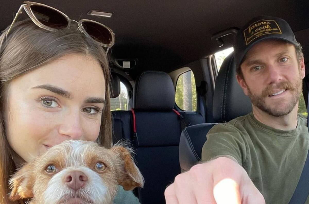 Lily Collins lució como princesa el día de su boda con Charlie McDowell en un vestido Ralph Lauren