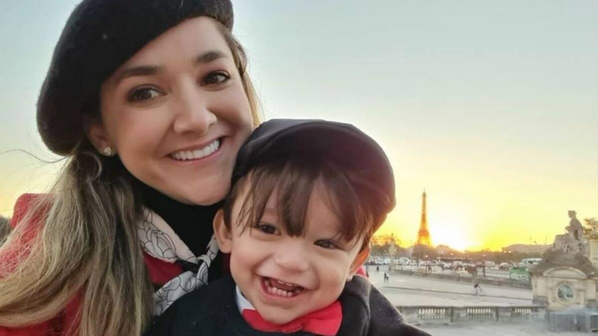 Sherlyn presume los lujosos regalos que le trajeron los Reyes Magos a su hijo André
