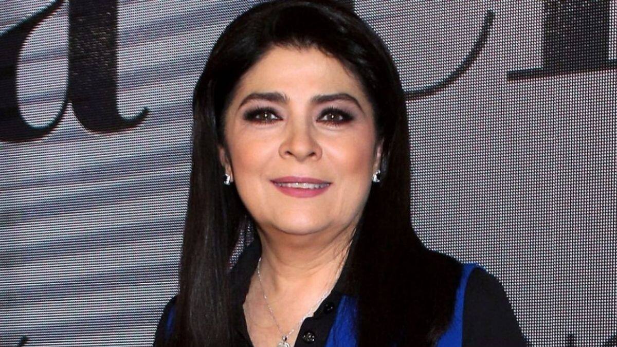 Victoria Ruffo sorprende al mostrar su rostro totalmente transformado