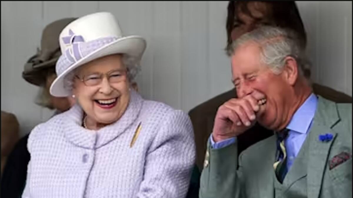 El rey Carlos III retira las pertenencias de la reina Isabel II del castillo de Windsor