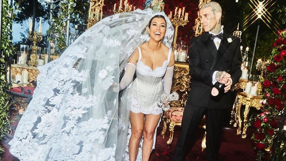Filtran video del primer baile de Kourtney Kardashian y Travis Barker como marido y mujer