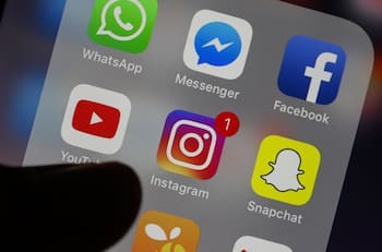 ¿Los influencers deben pagar impuestos, si lucran con el contenido de sus redes sociales?