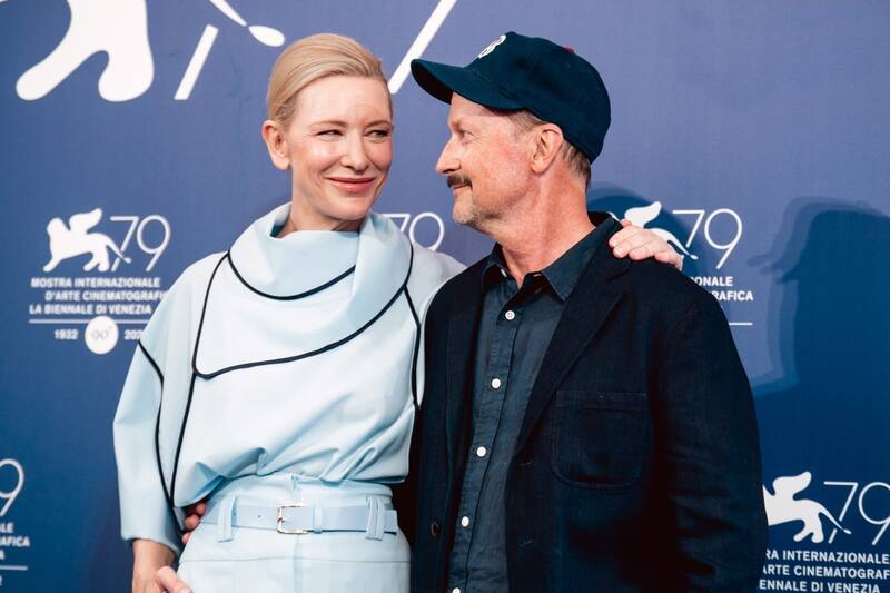 Cate Blanchett y Todd Field En el Festival de Venecia. - Créditos: Giulia Parmigiani / Cortesía Universal Studios