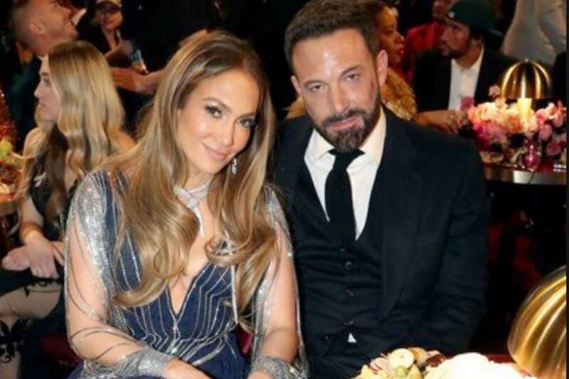JLo y Ben Affleck compran una lujosa mansión en Los Ángeles Jennifer Lopez y Ben Affleck
- Créditos: Instagram