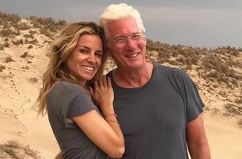 Richard Gere reaparece en público junto con su esposa Alejandra Silva, 33 años más joven que él