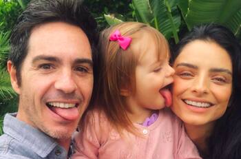Mauricio Ochmann y Aislinn Derbez adelantan cumpleaños de su hija con increíble fiesta