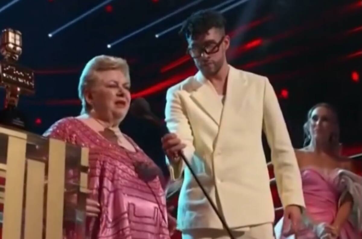 Paquita la del Barrio llama "Inútil" a Bad Bunny